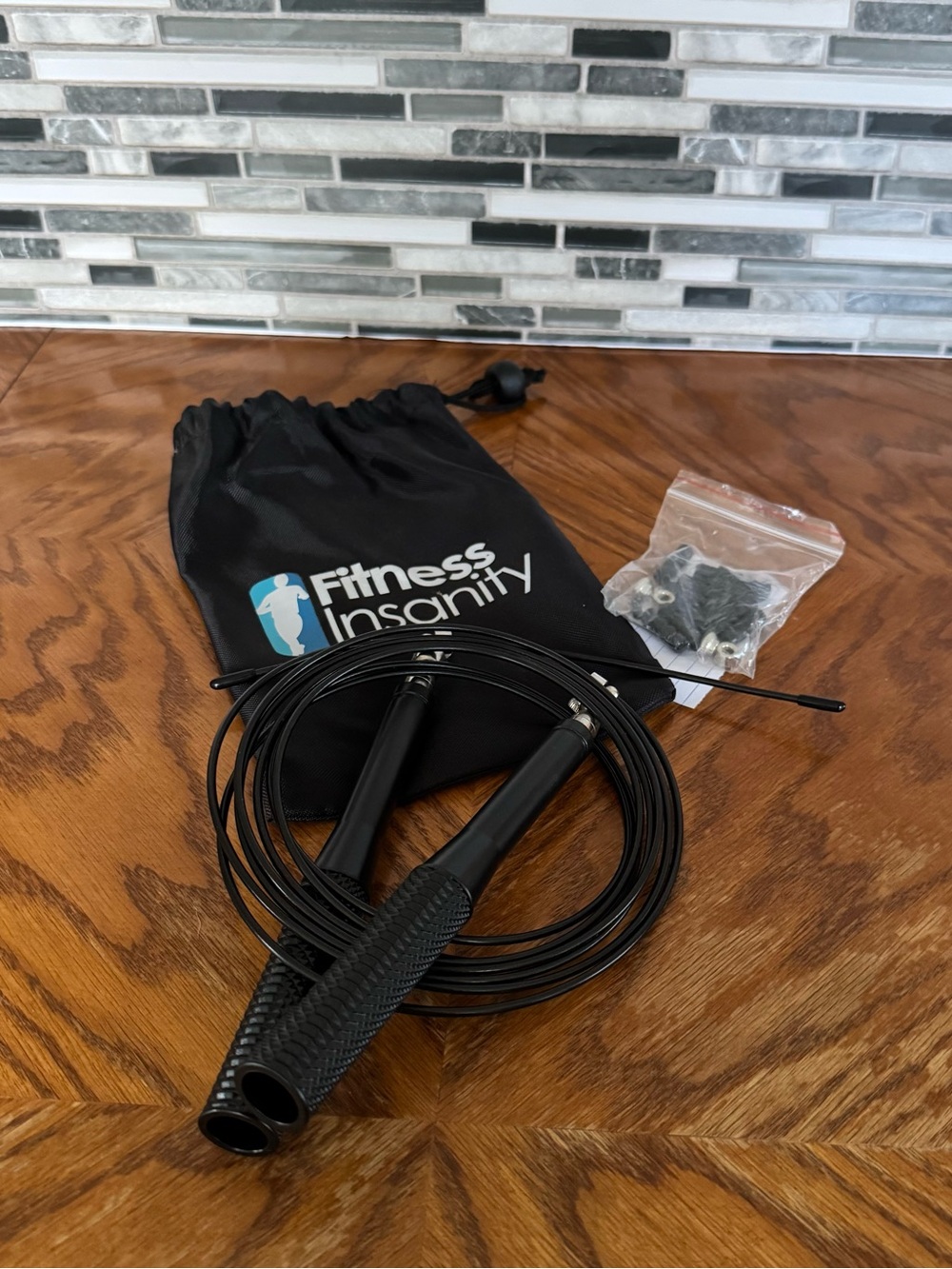 Fitness Insanity Speed Jump Rope Adjustable Length Travel Pouch Kit